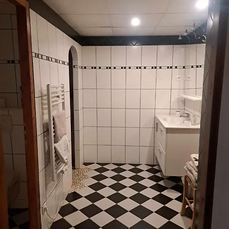 ベッド・アンド・ブレックファスト D'hotes Les Hirondelles Gaubiving