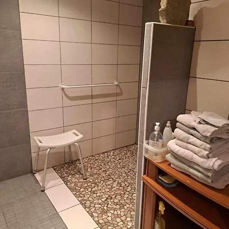 D'hotes Les Hirondelles Gaubiving