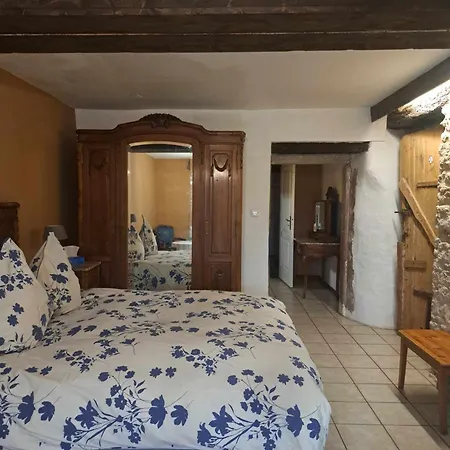 ベッド・アンド・ブレックファスト D'hotes Les Hirondelles