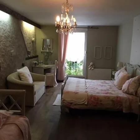 D'hotes Les Hirondelles Gaubiving