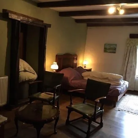 D'hotes Les Hirondelles ベッド・アンド・ブレックファスト