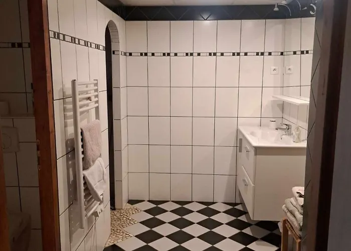 Bed and Breakfast D'hotes Les Hirondelles Gaubiving