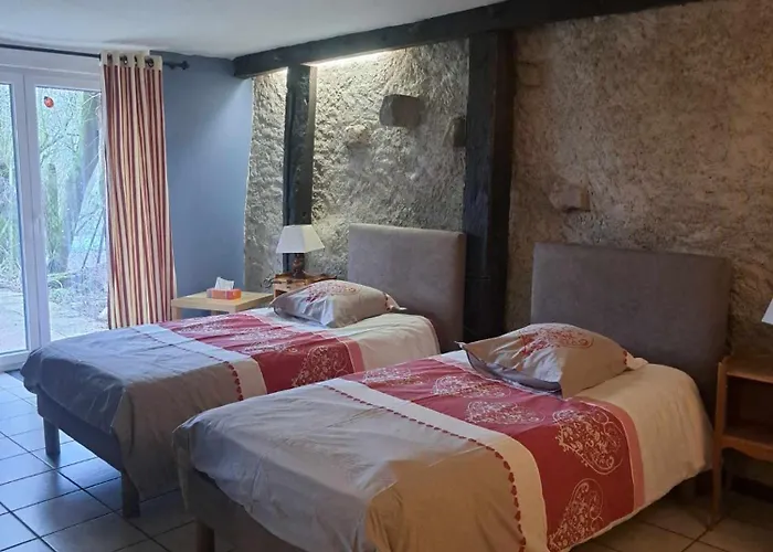 D'hotes Les Hirondelles Bed & Breakfast 3*