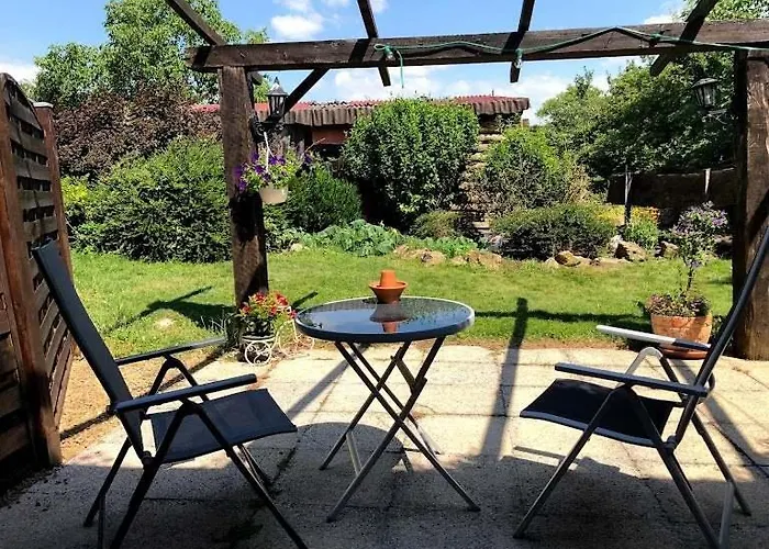 D'hotes Les Hirondelles Bed and Breakfast 3*