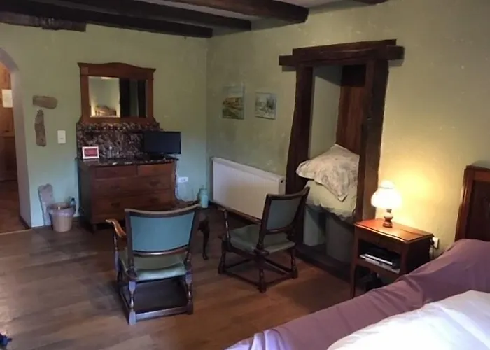 Bed & Breakfast D'hotes Les Hirondelles 3*